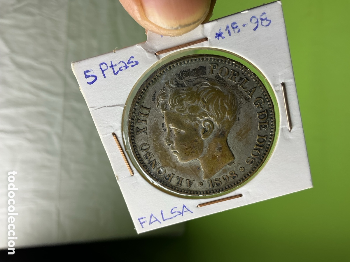 Monedas de Espa&ntilde;a: 5 pesetas 1893 Alfonso XIII &middot; moneda falsa en cart&oacute;n numism&aacute;tico