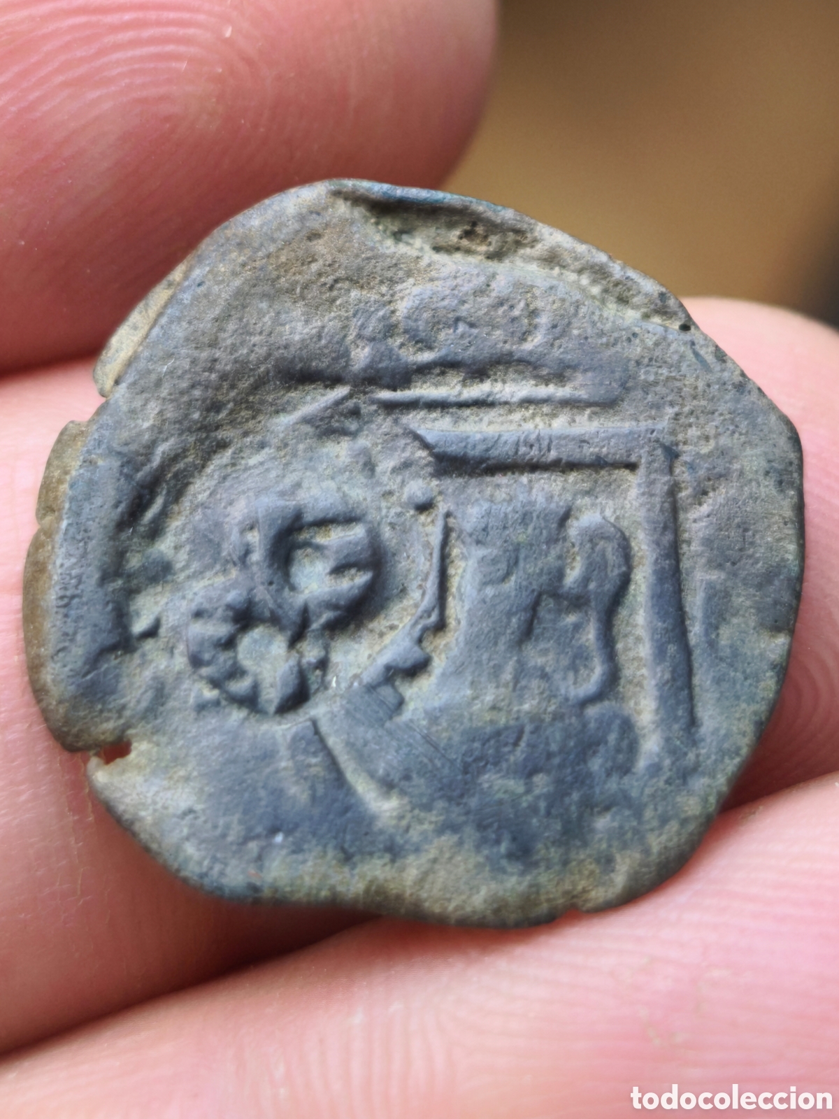 Monedas de Espa&ntilde;a: Resello Austrias recortado cobre