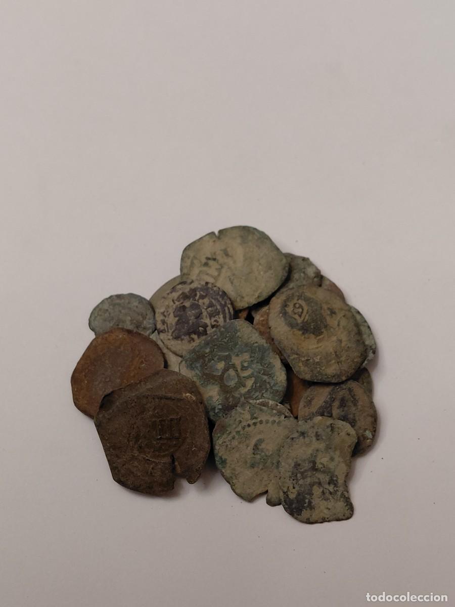 Monedas de Espa&ntilde;a: Lote n&uacute;mero 8 de 25 monedas espa&ntilde;olas a limpiar y clasificar. Oportunidad
