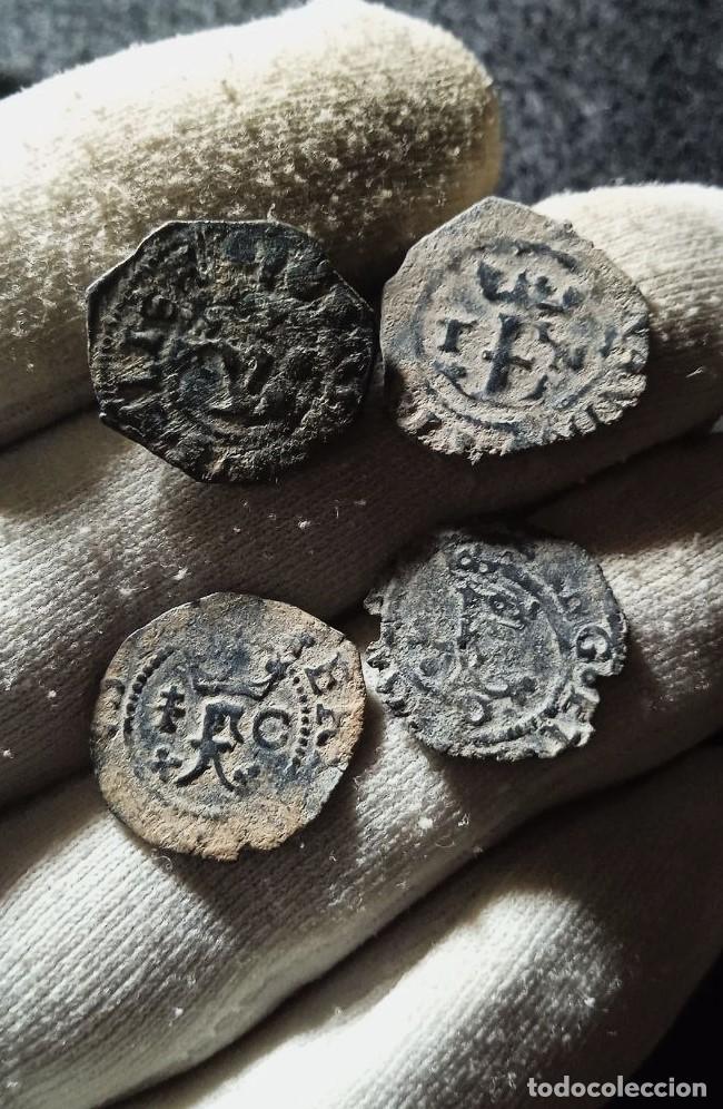 Monnaies d'Espagne: Lote de 4 monedas de los reyes catolicos,