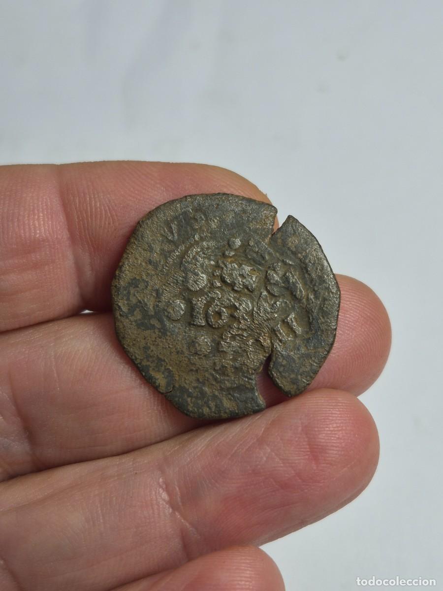 Monedas de Espa&ntilde;a: NT/ FELIPE IV RESELLO DE XII MARAVEDIES 1636 CORU&Ntilde;A SOBRE 4 MARAV CUENCA (E1559)