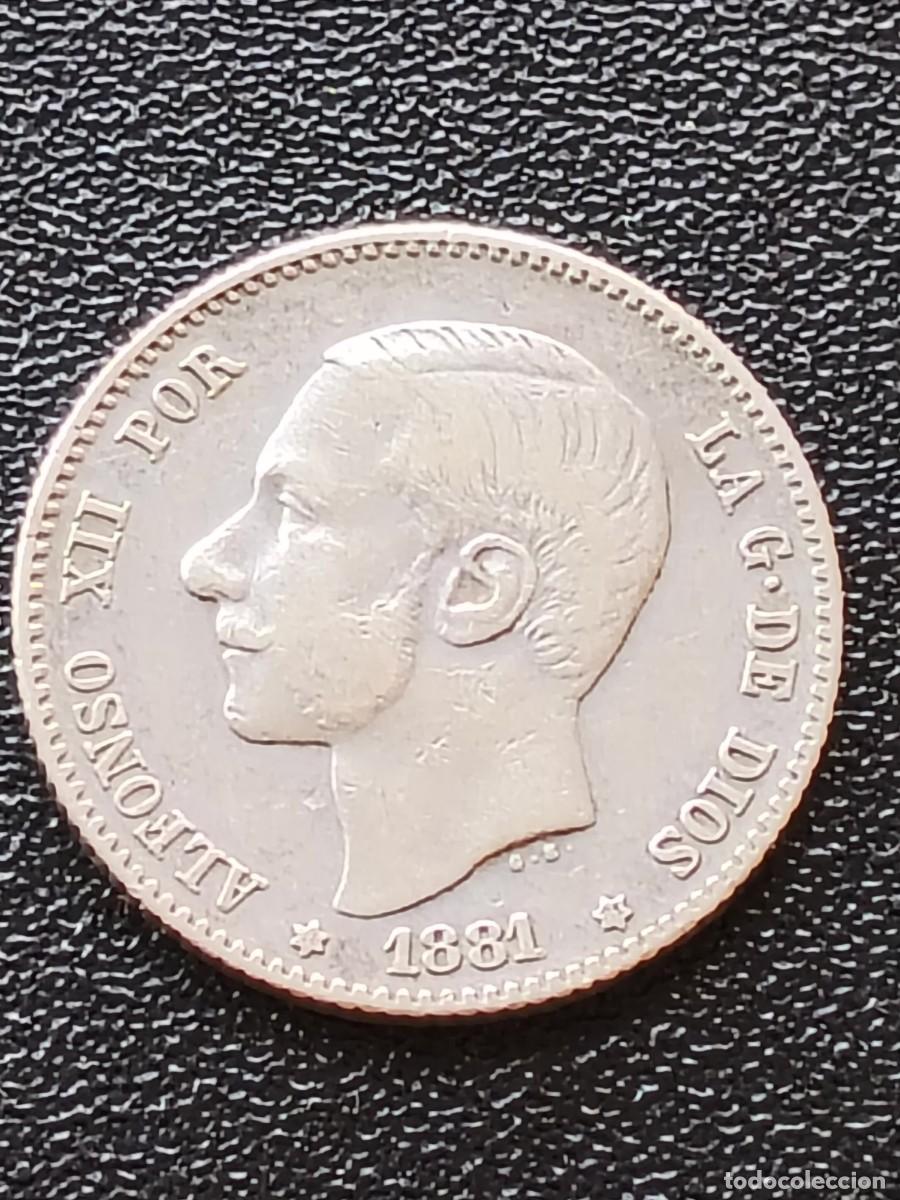 Moedas de Espanha: ALFONSO XII: 1 PESETA 1881 MSM - ESTRELLAS 18-81 / PLATA