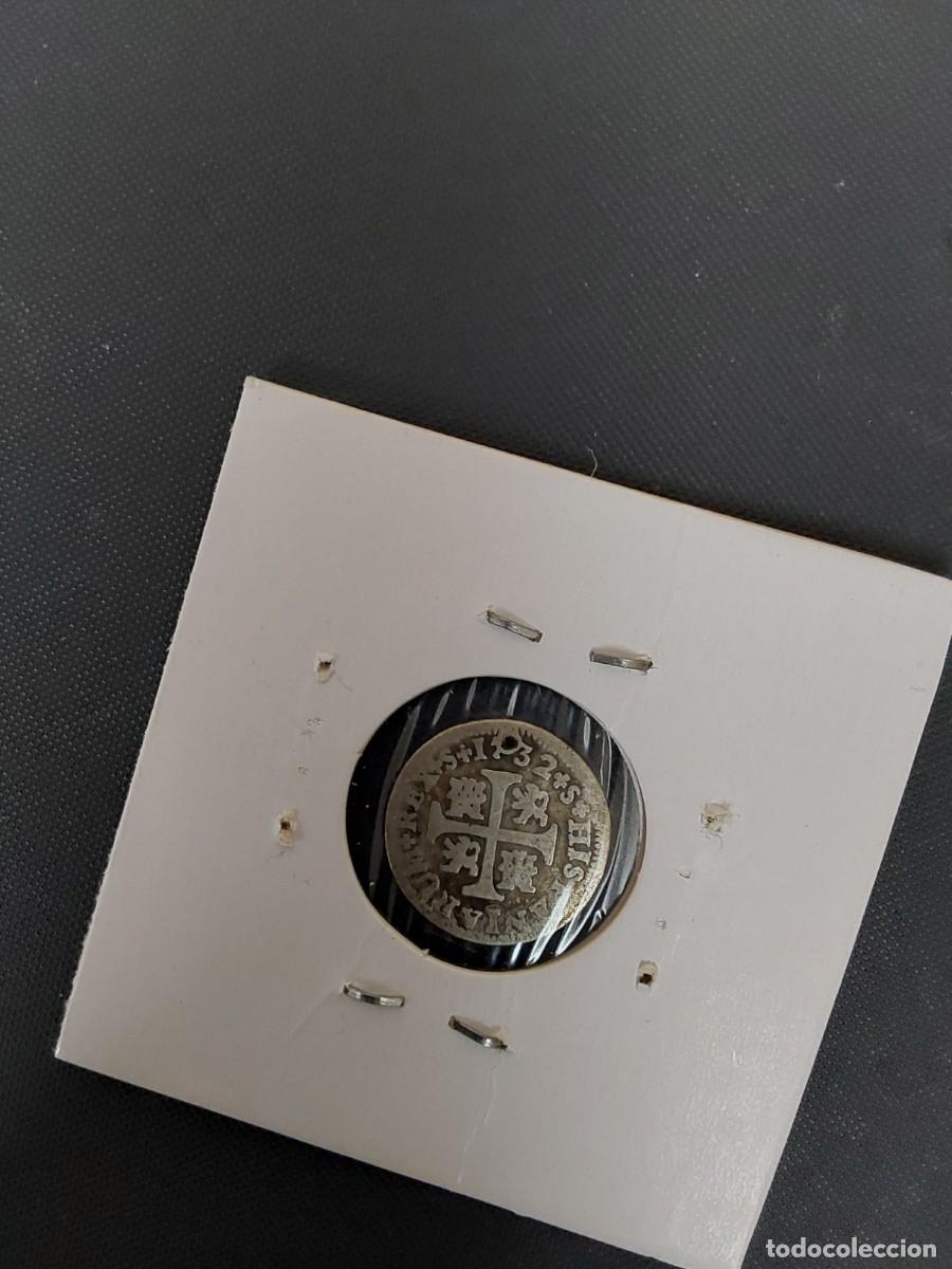 Monedas de Espa&ntilde;a: No51-MEDIO REAL FELIPE V PLATA perforado