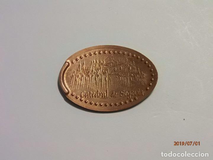 Euros: ESPA&Ntilde;A 5 CENTIMOS - CATEDRAL DE SEGOVIA. - Foto 1