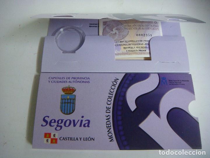Euros: ESTUCHE VACIO MONEDAS DE 5 EUROS ( SEGOVIA ) LLEVA EL CERTIFICADO Y CAPSULA