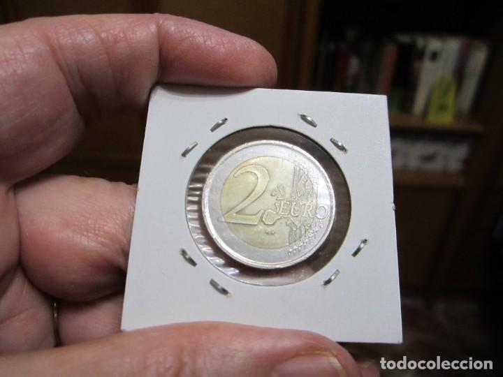 Euros: MONEDA DE 2 e DE ESPA&Ntilde;A 2001 - Foto 2