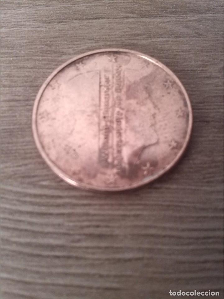 Euros: Moneda de 5 c&eacute;ntimos de Euro 2014. Holanda. - Foto 1