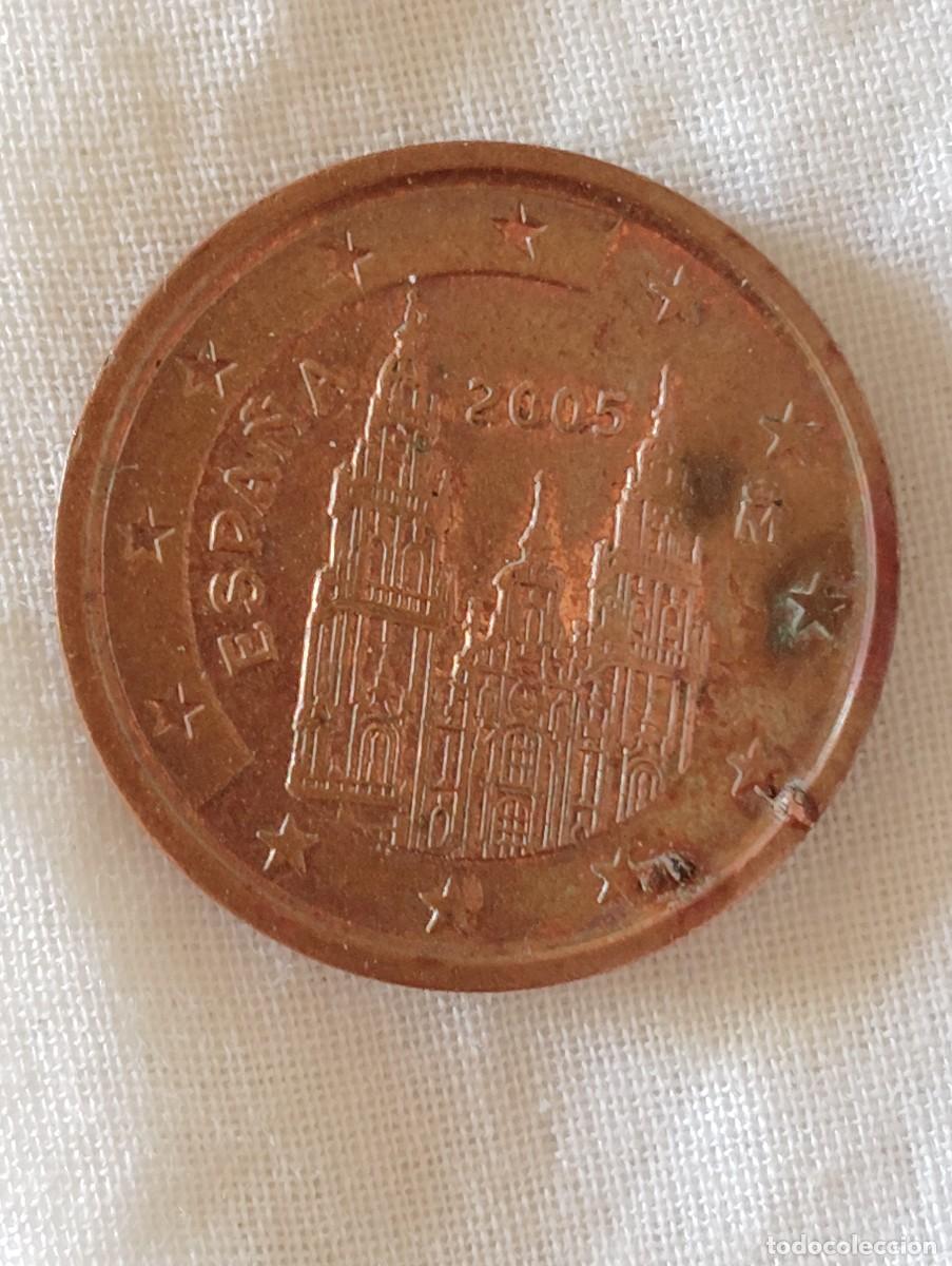 Euros: Moneda 2 cent &euro; 2005 con defectos - Foto 1