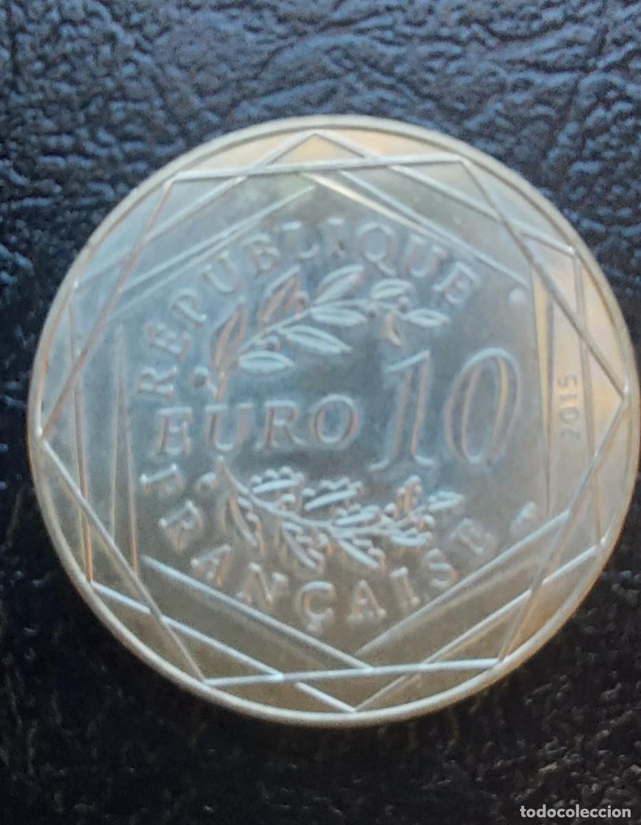 Euros: Moneda Asterix. 2015. 10 euros. Plata. - Foto 2