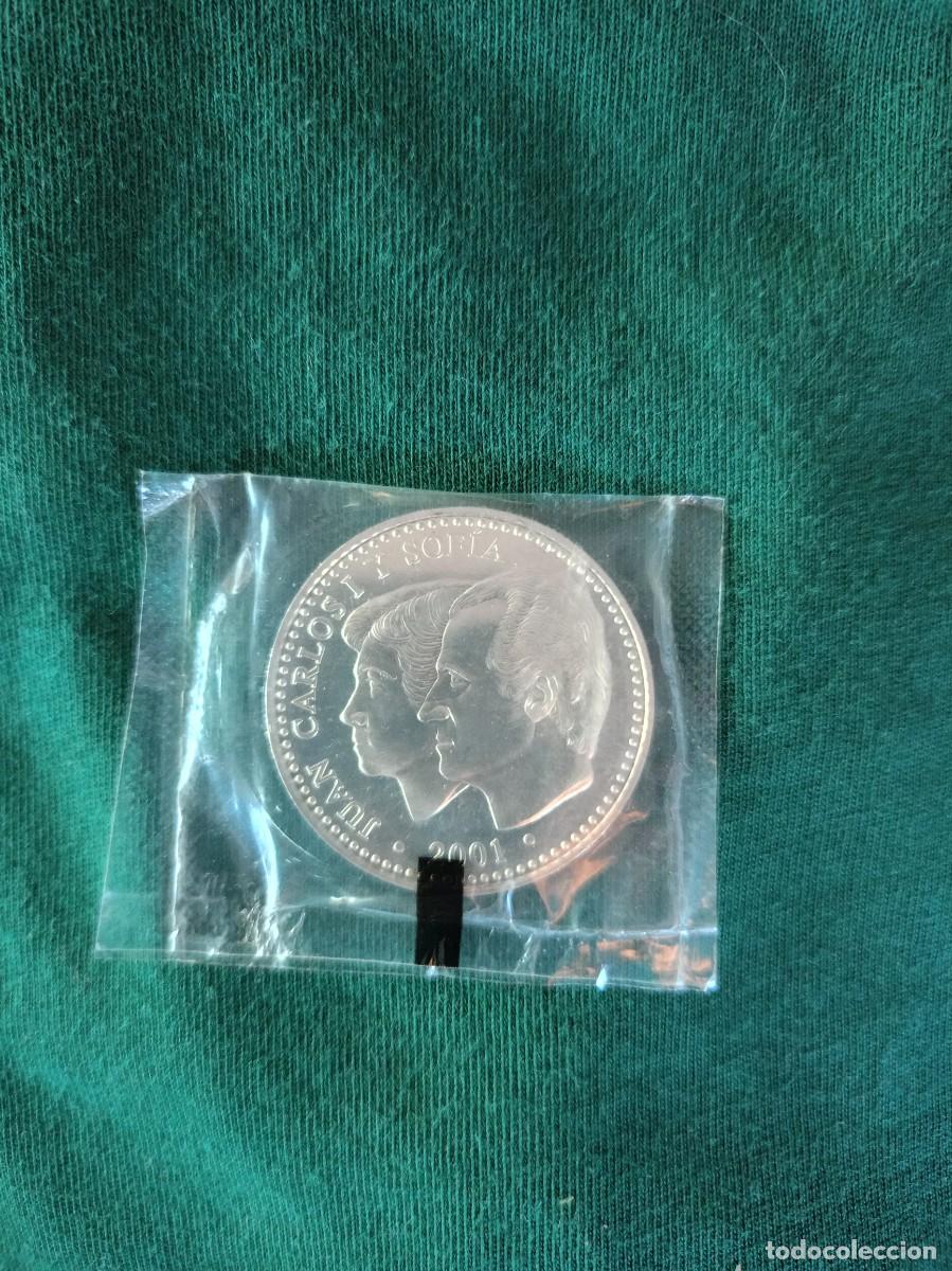 Euros: ESPA&Ntilde;A. MONEDA DE 2000 PESETAS 2001. PLATA. &Uacute;LTIMA EMISI&Oacute;N DE LA PESETA. S/C. PRECINTADA.