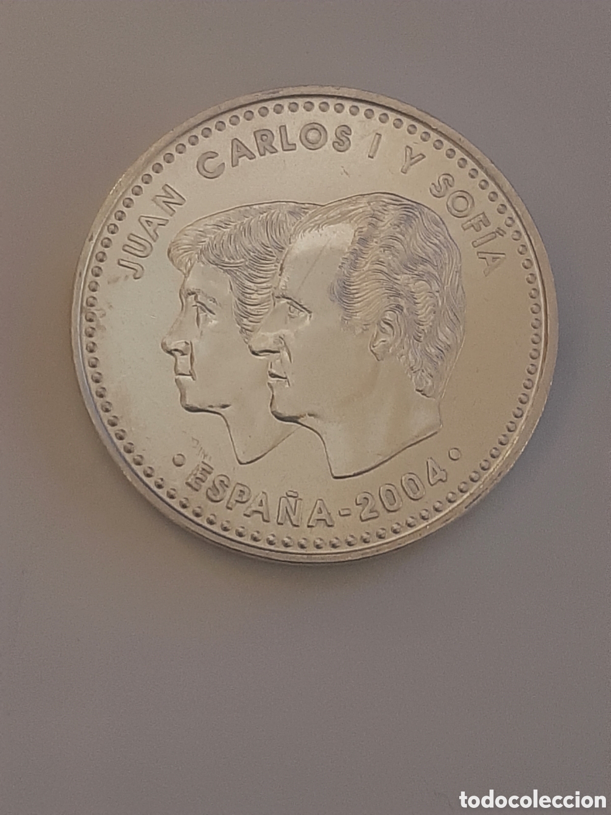 Euros: ESPA&Ntilde;A 12 EUROS 2004 QUINTO CENTENARIO DE ISABEL II