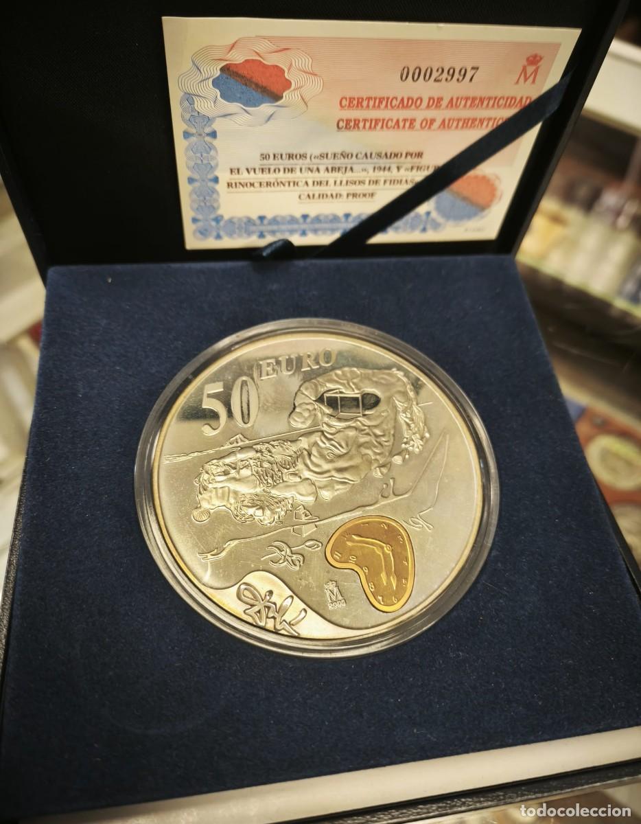 Euros: Espa&ntilde;a estuche Cincuent&iacute;n 50 Dal&iacute; - Un segundo antes del despertar 2004 Km 1057 Plata Proof