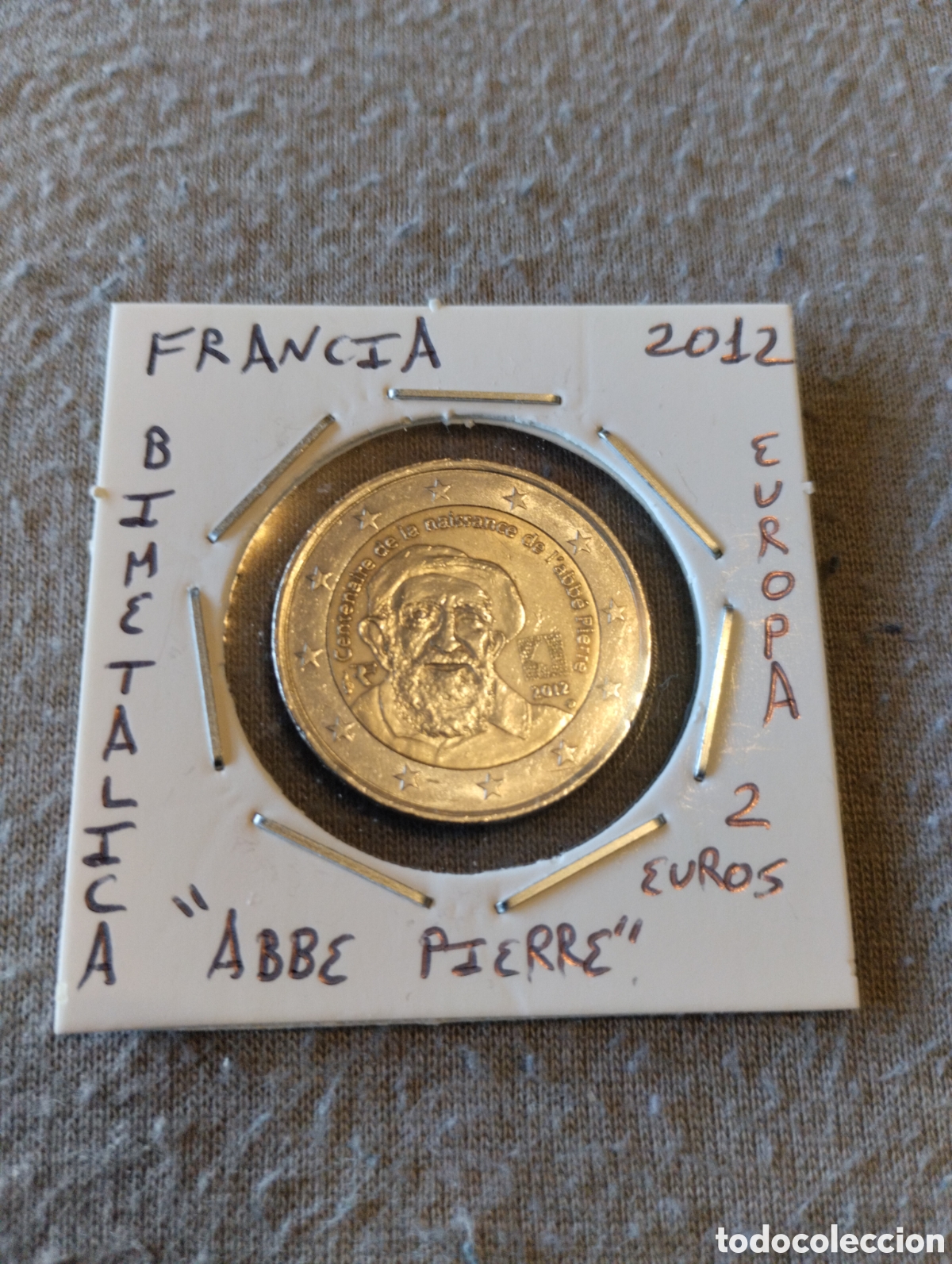 Euros: Moneda 2 euros Francia a&ntilde;o 2012 Abbe Pierre mbc encartonada