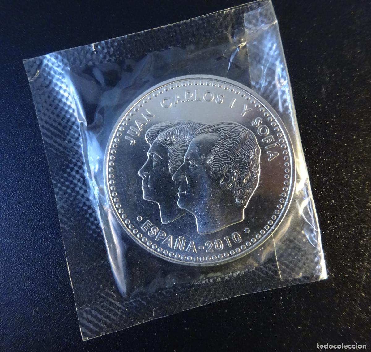 Euros: ESPA&Ntilde;A 20 EURO PLATA 2010 CAMPEONES DEL MUNDO. F&Uacute;TBOL. EN BOLSA FNMT