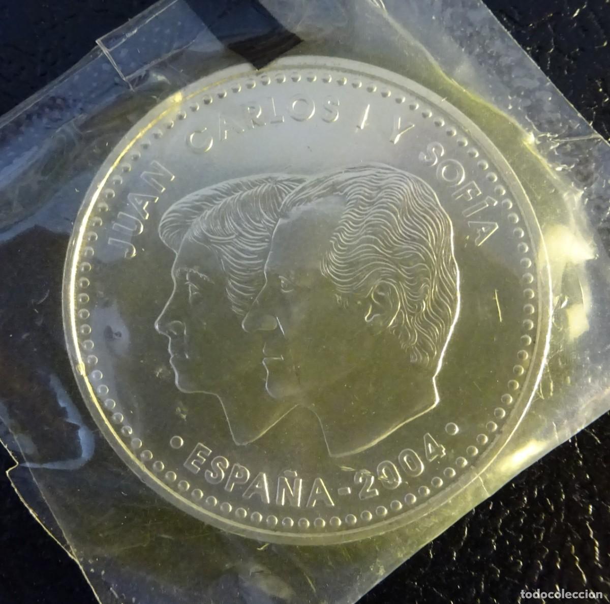 Euros: ESPA&Ntilde;A 12 EURO PLATA 2004 FELIPE Y LETIZIA 22-V-2004. EN BOLSA FNMT