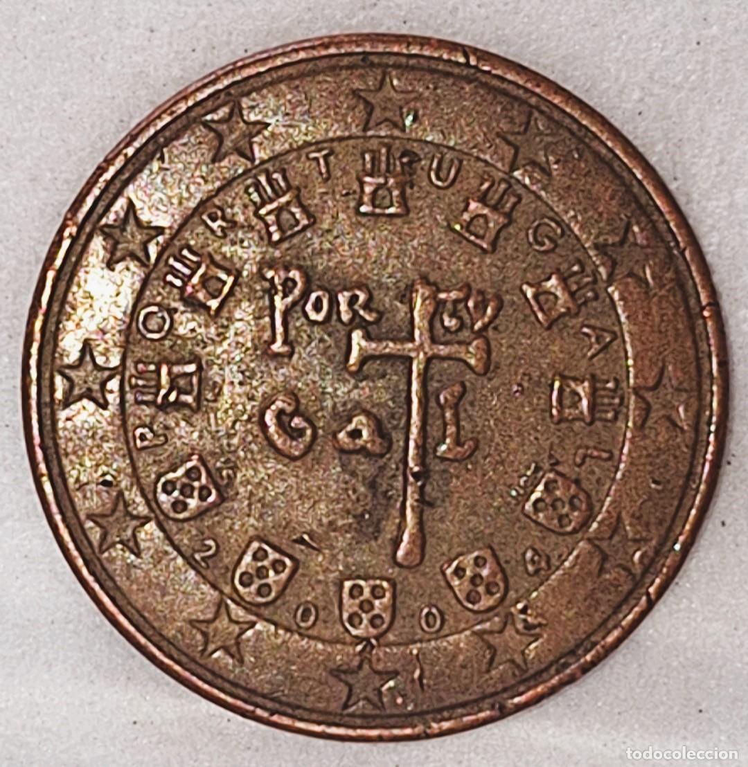 Euros: 5 cent euro Portugal 2004 - Escudo Real. Chamuscada con pegotes en 2 caras y borde.