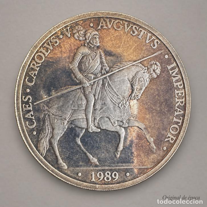 Euros: (MO-260904)5 ecu de plata. Onza troy de plata. Carlos V 1989