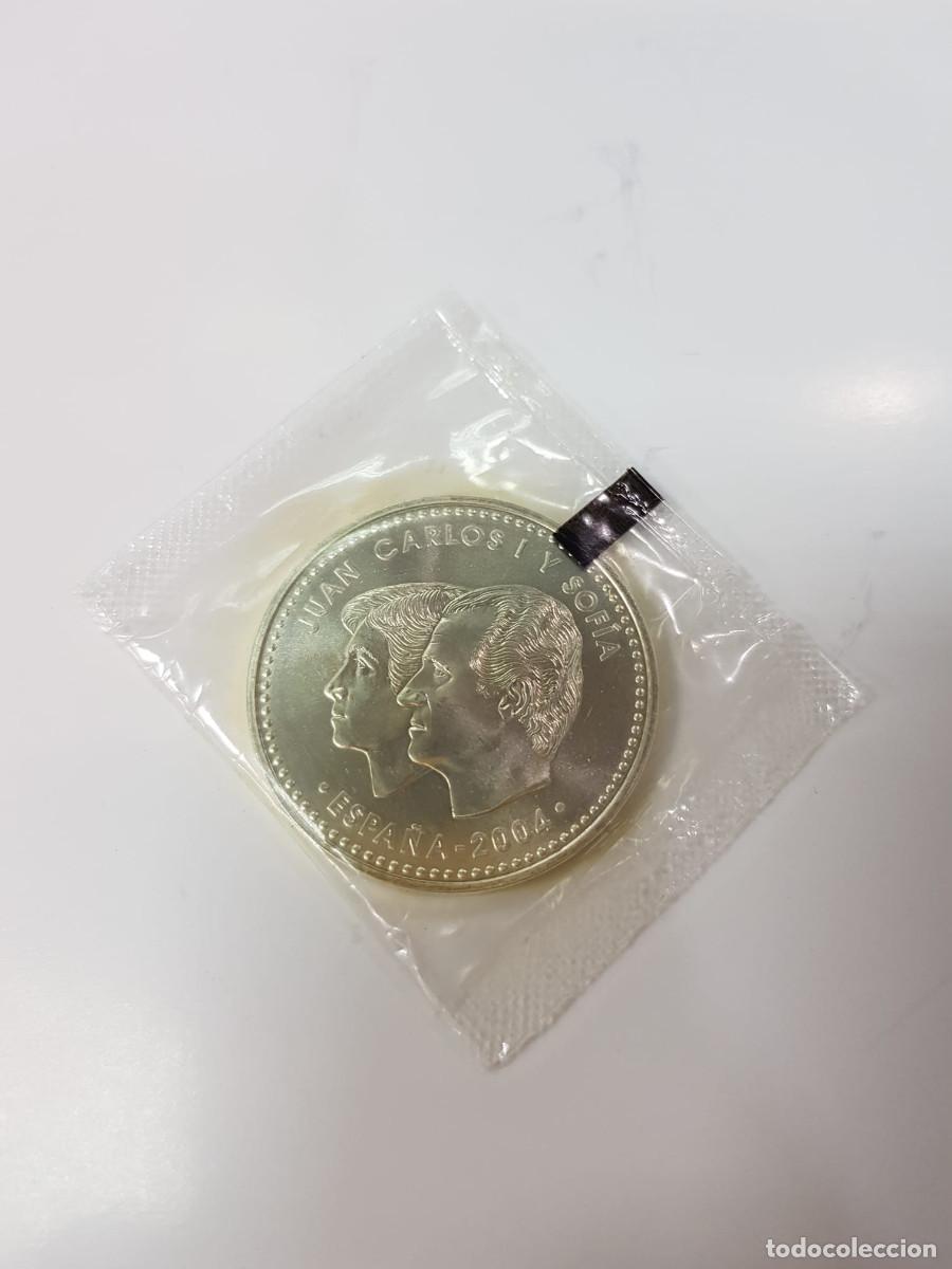Euros: ESPA&Ntilde;A-JUAN CARLOS-12 EURO-2004