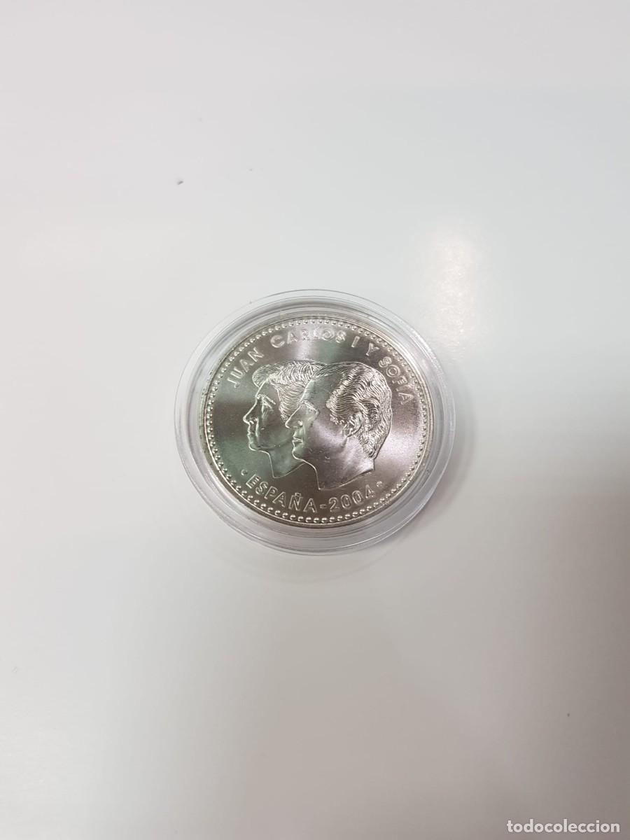 Euros: ESPA&Ntilde;A-JUAN CARLOS-12 EURO-2004