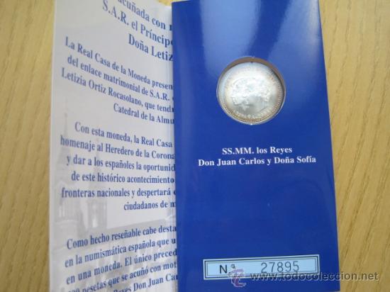 Monedas FNMT: 12 EUROS DE PLATA BODA REAL 2004 - Foto 2