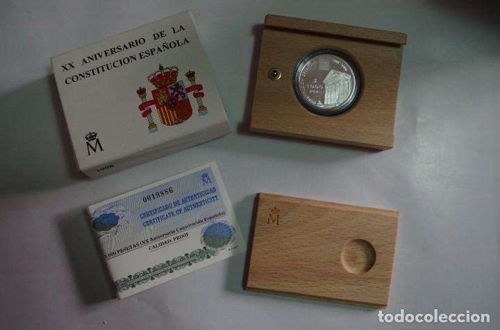 Monedas FNMT: MONEDA 1000 PTS - 1998 - PLATA PROOF- XX ANIVERSARIO DE LA CONSTITUCION - CON CERTIFICADO Y ESTUCHE - Foto 1 - 73377359