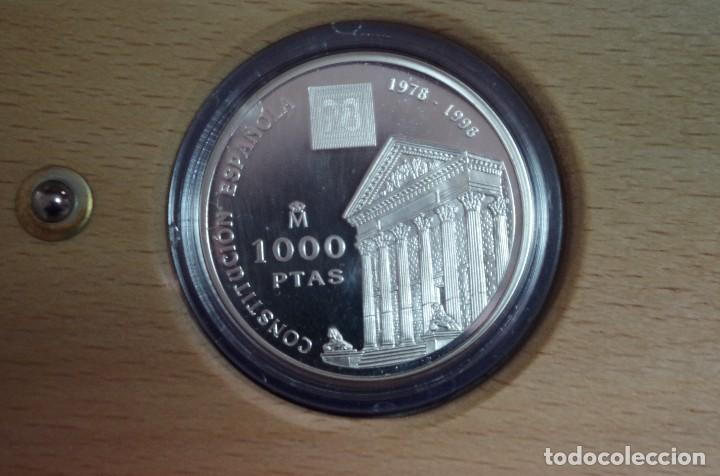 Monedas FNMT: MONEDA 1000 PTS - 1998 - PLATA PROOF- XX ANIVERSARIO DE LA CONSTITUCION - CON CERTIFICADO Y ESTUCHE - Foto 2 - 73377359