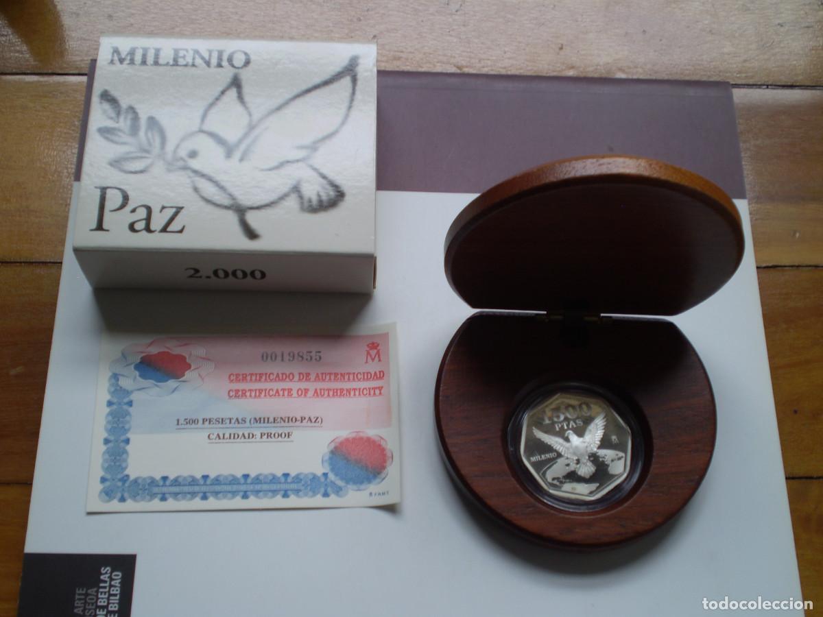 Monedas FNMT: 1500 PESETAS 2000 Juan Carlos I. MILENIO - PAZ (Exagonal) Plata.