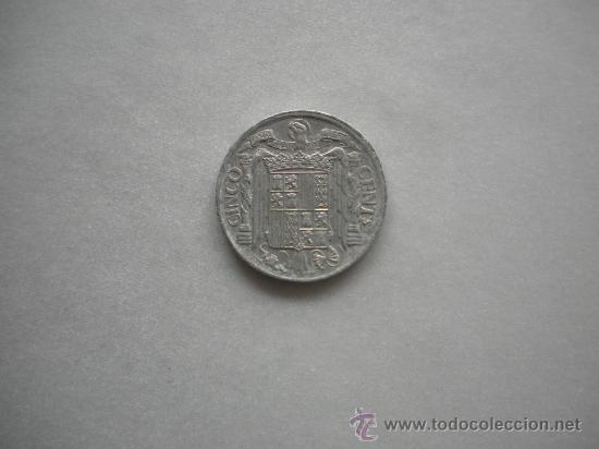 Monedas Franco: moneda cinco centimos de aluminio del a&ntilde;o 1940 - Foto 2