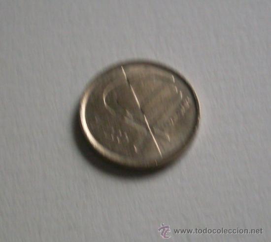 Monedas Franco: MONEDA 5 PESETAS - 2001 - Foto 2 - 21881137