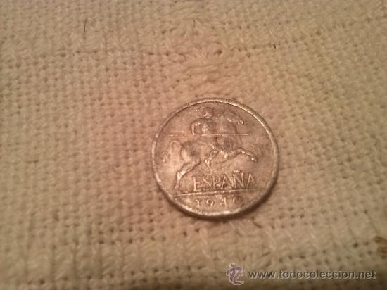 Monedas Franco: Moneda de cinco c&eacute;ntimos de 1940 - Foto 1
