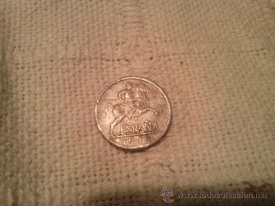 Monedas Franco: Moneda de cinco c&eacute;ntimos de 1940 - Foto 2