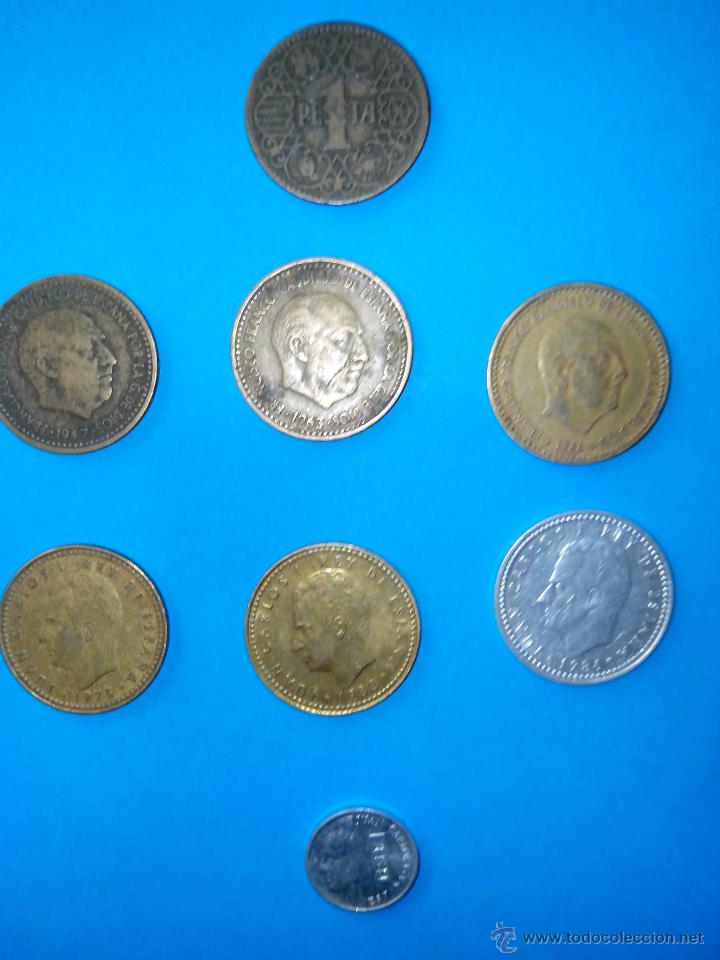 Monedas Franco: lote de pesetas distintas - Foto 1
