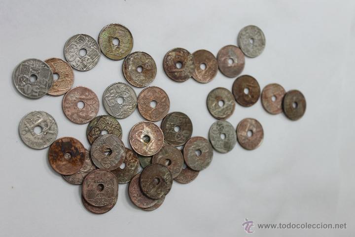Monedas Franco: LOTE DE 50 MONEDAS DE 50 CENTIMOS  1949 - Foto 3