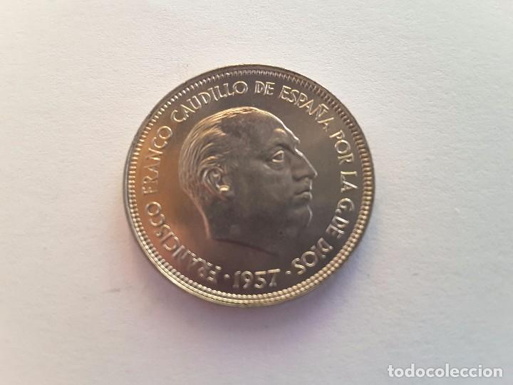 Monedas Franco: 25 pesetas 1957    5 - Foto 2