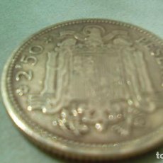 Monedas Franco: MONEDA 2,50 PESETAS 1953 ESTRELLAS 19 54. Lote 272641363