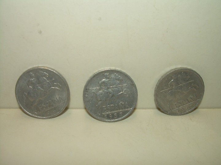 Monedas Franco: MONEDAS DE 5 CENTIMOS...1953 Y 1941 - Foto 3