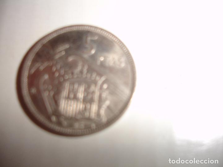 Monedas Franco: MONEDA 5 PESETAS 1975 - Foto 3