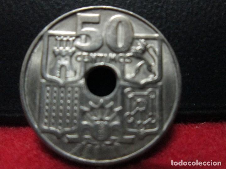 Monedas Franco: BUENOS 25 CENTIMOS 1963 ESTRELLAS 19 , 64 - Foto 2