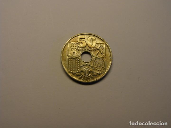 Monedas Franco: Moneda de 50 c&eacute;ntimos, a&ntilde;o 1949 * 56. Sin circular. - Foto 2