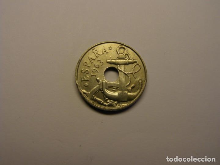 Monedas Franco: Moneda de 50 c&eacute;ntimos, a&ntilde;o 1963 * 65. Sin circular. - Foto 1
