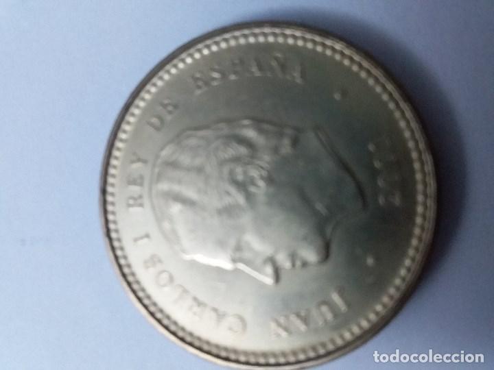Monedas Franco: Moneda de 100 pesetas 2001 sin circular - Foto 2