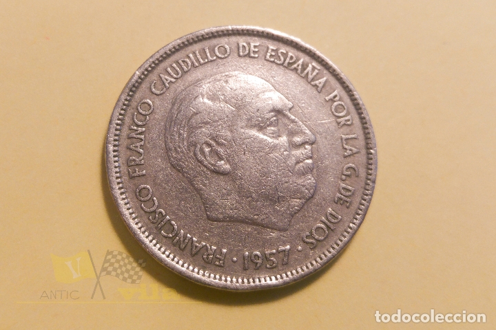 Monedas Franco: Moneda de 25 Pesetas 1957 *68 - Foto 2