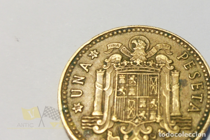 Monedas Franco: Moneda de 1 peseta - 1966 *69 - Foto 2