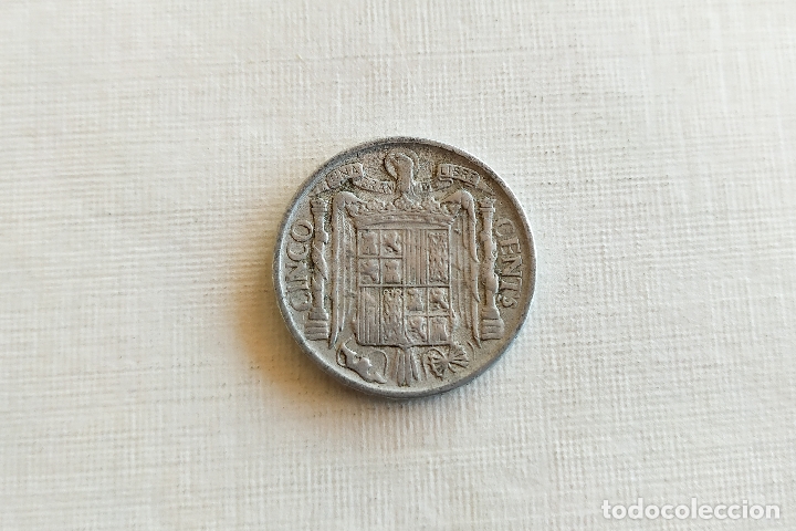 Monedas Franco: Moneda de 5 Centimos - 1945 - Foto 3