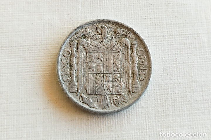 Monedas Franco: Moneda de 5 Centimos - 1945 - Foto 4