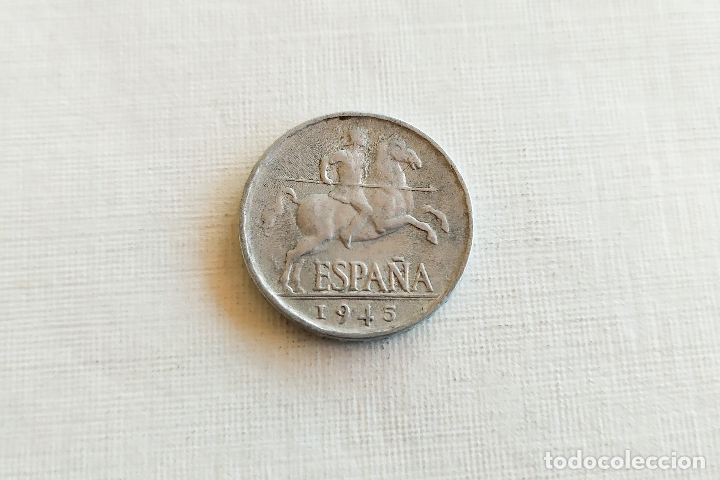 Monedas Franco: Moneda de 5 Centimos - 1945 - Foto 1