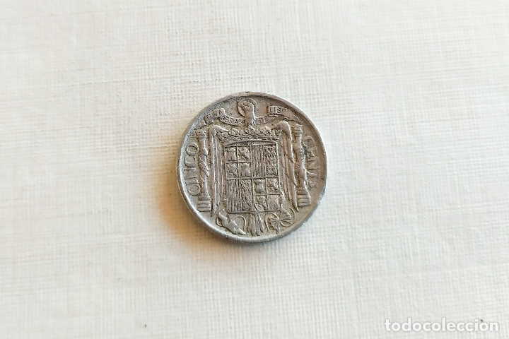 Monedas Franco: Moneda de 5 Centimos - 1945 - Foto 3