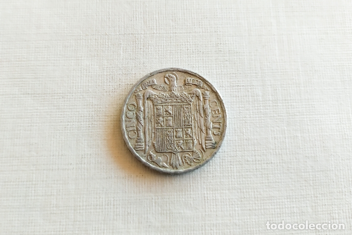 Monedas Franco: Moneda de 5 Centimos - 1945 - Foto 3