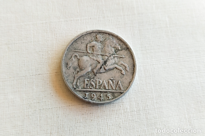 Monedas Franco: Moneda de 10 Centimos - 1945 - Foto 1
