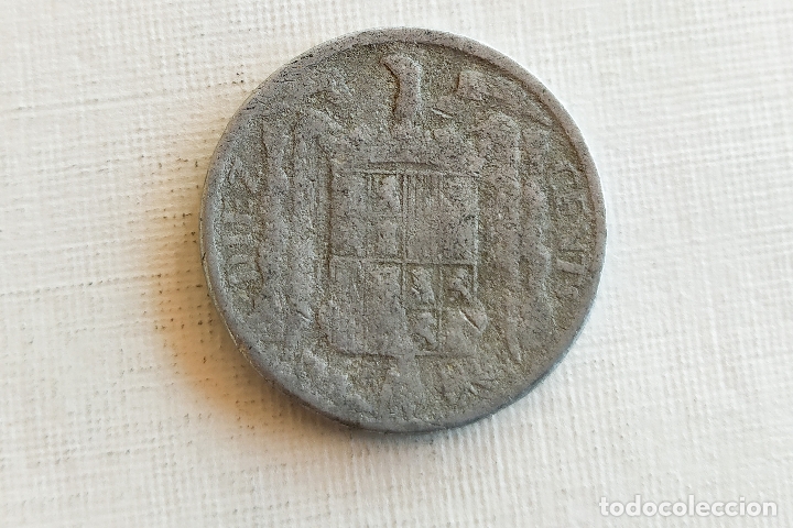 Monedas Franco: Moneda de 10 Centimos - 1945 - Foto 4